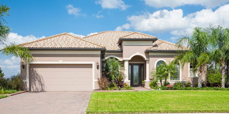 Roof Cleaning in Coral Springs, Florida